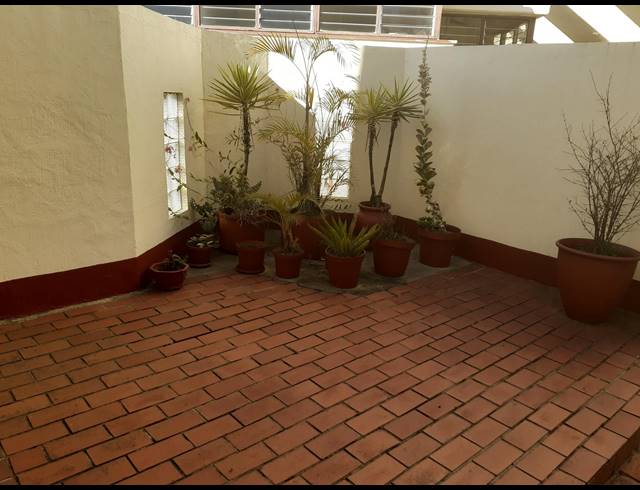 2 BEDROOM DUPLEX FOR SALE IN PARADISE VALLEY
